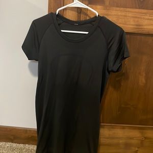 Lululemon Swiftly Tech